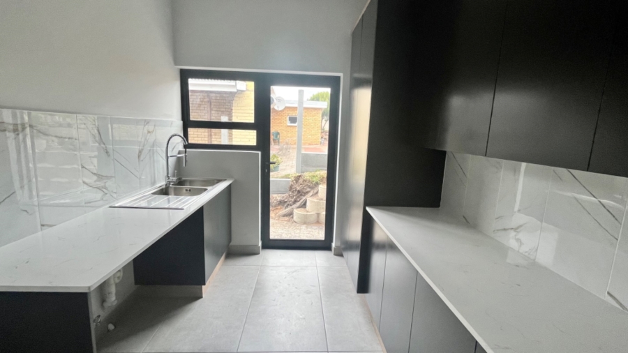 3 Bedroom Property for Sale in Island View Western Cape